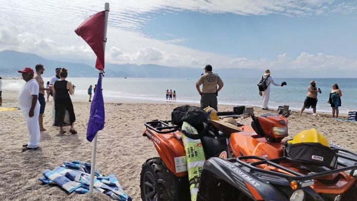 Banderas en Puerto Vallarta Alertas y prevención en las playas Playa Holi Playa de oro
