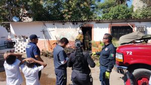 Incendio en casa-habitación en San Blas, es controlado por bomberos nayaritas