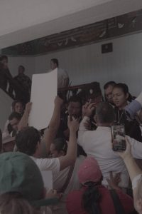 Militantes de Morena manifiestan en Presidencia Municipal