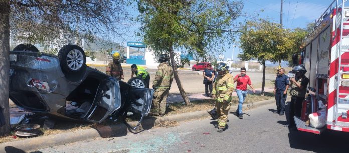 Accidente vehicular en Tepic