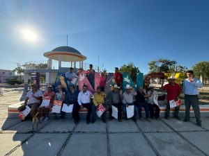 Raúl Blancas prioriza necesidades de productores en Tomatlán
