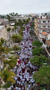 Chuyita López respaldada por multitud en arranque de campaña