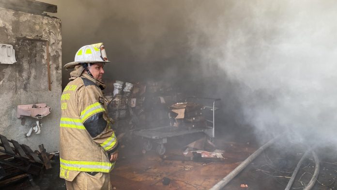 Incendio en bodega de Ciudad Aztlán