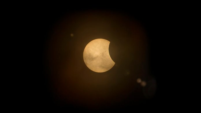 Jalisco no suspenderá clases por eclipse solar