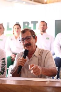  Luis Munguía incorpora al Dr. Sánchez como candidato a síndico