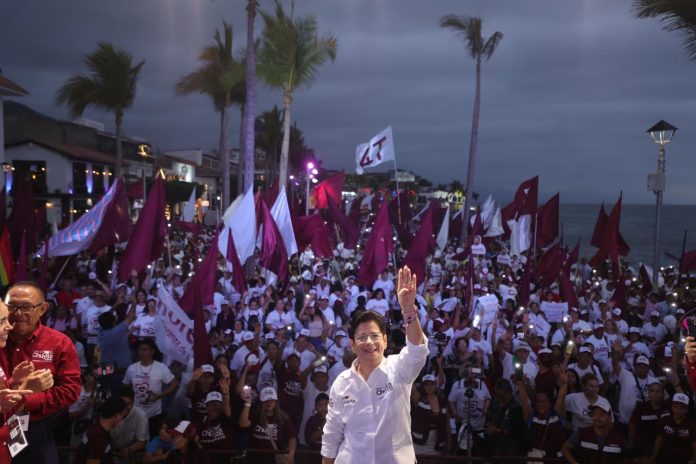 El cierre de campaña de Chuyita López en Puerto Vallarta refleja el entusiasmo y respaldo de los vallartenses hacia Morena.