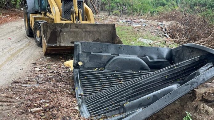 Continúan trabajos de descacharrización en Bahía de Banderas sigue adelante para combatir el mosquito Aedes aegypti.