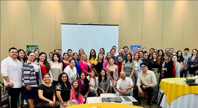 Continúan promoviendo Puerto Vallarta en el norte del país en Durango y Torreón con seminarios de capacitación