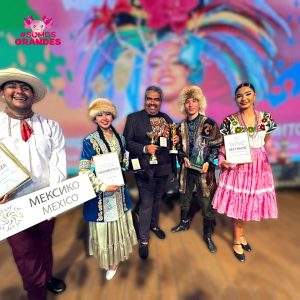 Orgullo vallartense Grupo folclórico Vallarta Azteca triunfa en el International Folklore Festival VITOSHA, ganando primeros lugares 