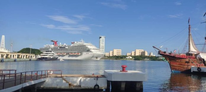 Durante la temporada baja, el puerto de Puerto Vallarta recibirá solo cinco cruceros este mes, reduciendo así la afluencia turística