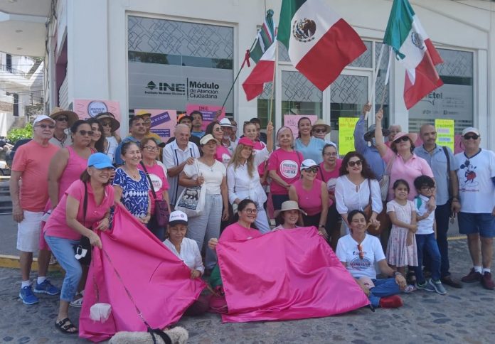 Protesta en Vallarta contra la sobrerrepresentación legislativa