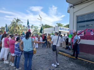 Protesta en Vallarta contra la sobrerrepresentación legislativa