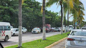 Carambola en Puerto Vallarta específicamente en acceso norte de deja lesionados y congestión vial de varios kilómetros