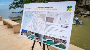 Gobernador de Jalisco, Enrique Alfaro, entrega renovado muelle en Boca de Tomatlán, impulsando desarrollo costero y turístico