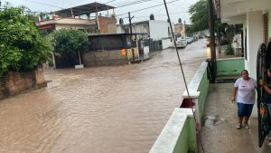 Arroyos y canales en el municipio de Puerto Vallarta alcanzan hasta un 90% de su capacidad tras tormenta esta tarde