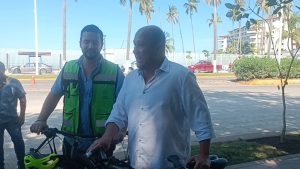 Se inauguró ciclovía en av Medina Ascencio en Puerto Vallarta, con inversión de 320 millones de pesos en la obra