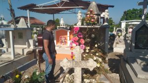 Puerto Vallarta establece múltiples medidas de seguridad en panteones para el Día de Muertos, sin definir músicos