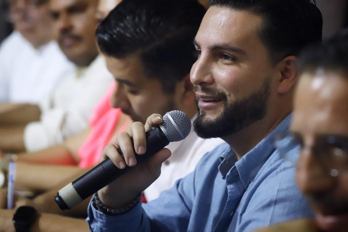 Proponen impuesto voluntario para turistas extranjeros en Puerto Vallarta